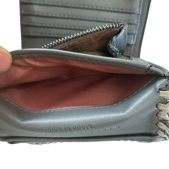 Stella McCartney Falabella small flap wallet in grey faux leather - Picture 7 of 8
